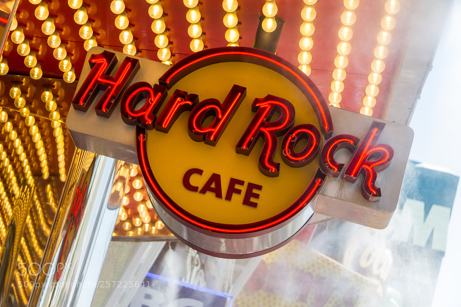 Canon EOS 550D (EOS Rebel T2i / EOS Kiss X4) sample photo. Hard rock photography