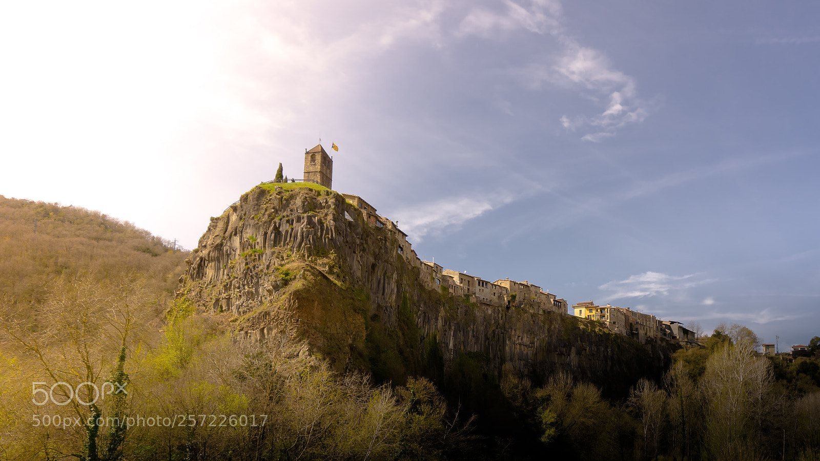 Sony a5100 sample photo. Castellfollit photography