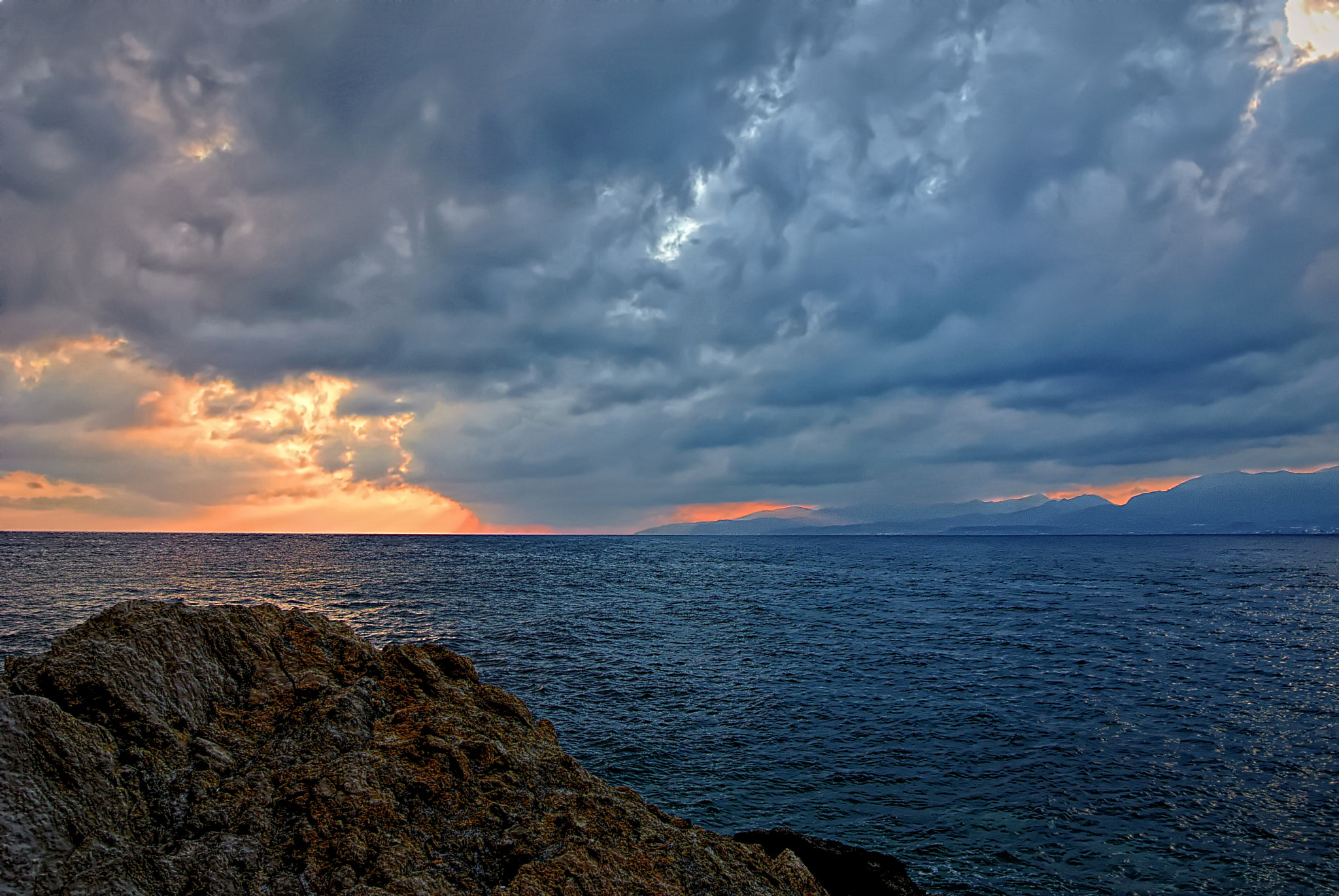 Nikon 1 J2 sample photo. Cloudy sunrise chersonissos photography