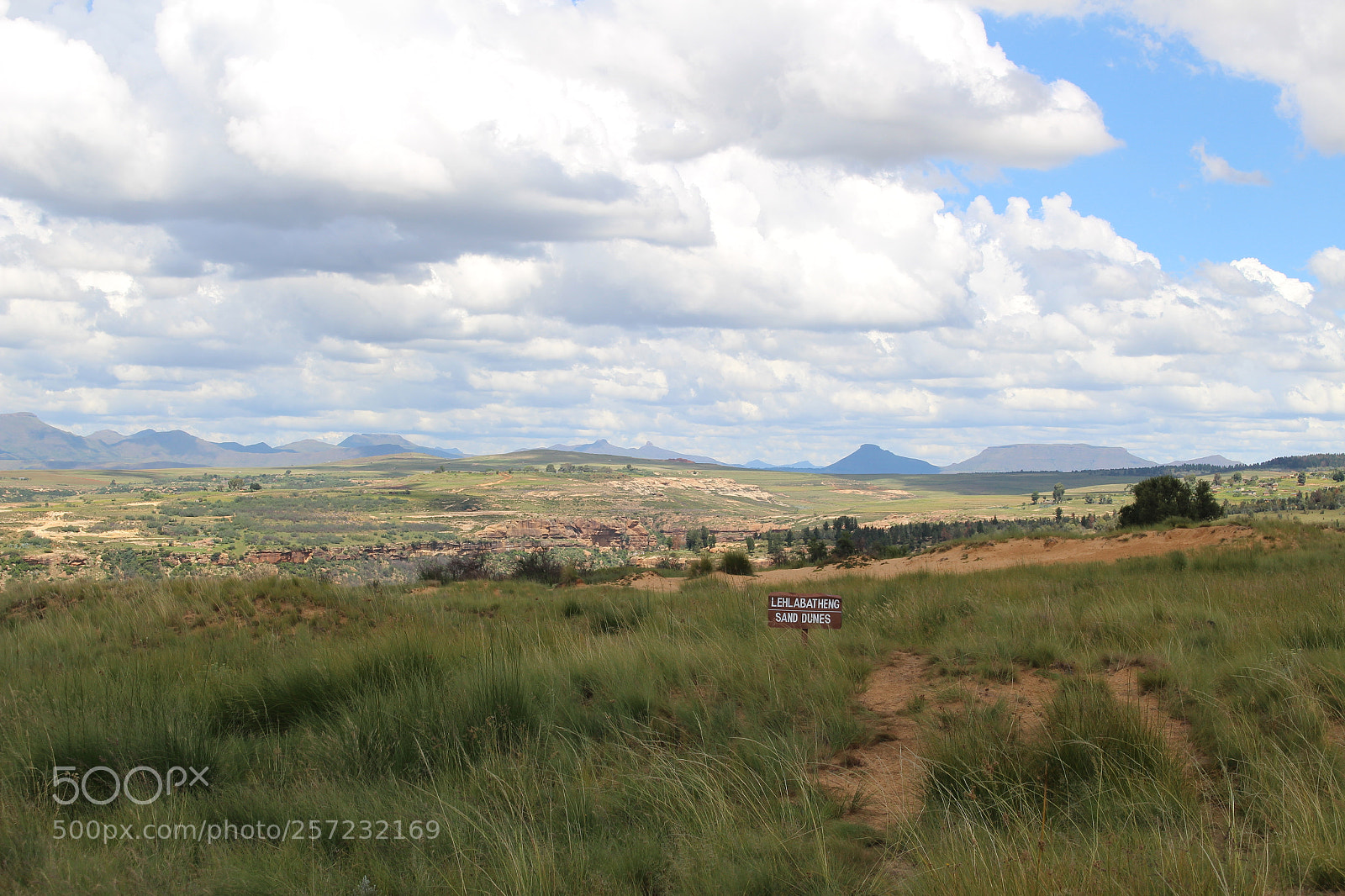 Canon EOS 100D (EOS Rebel SL1 / EOS Kiss X7) sample photo. Sand dunes at thaba-bosiu photography