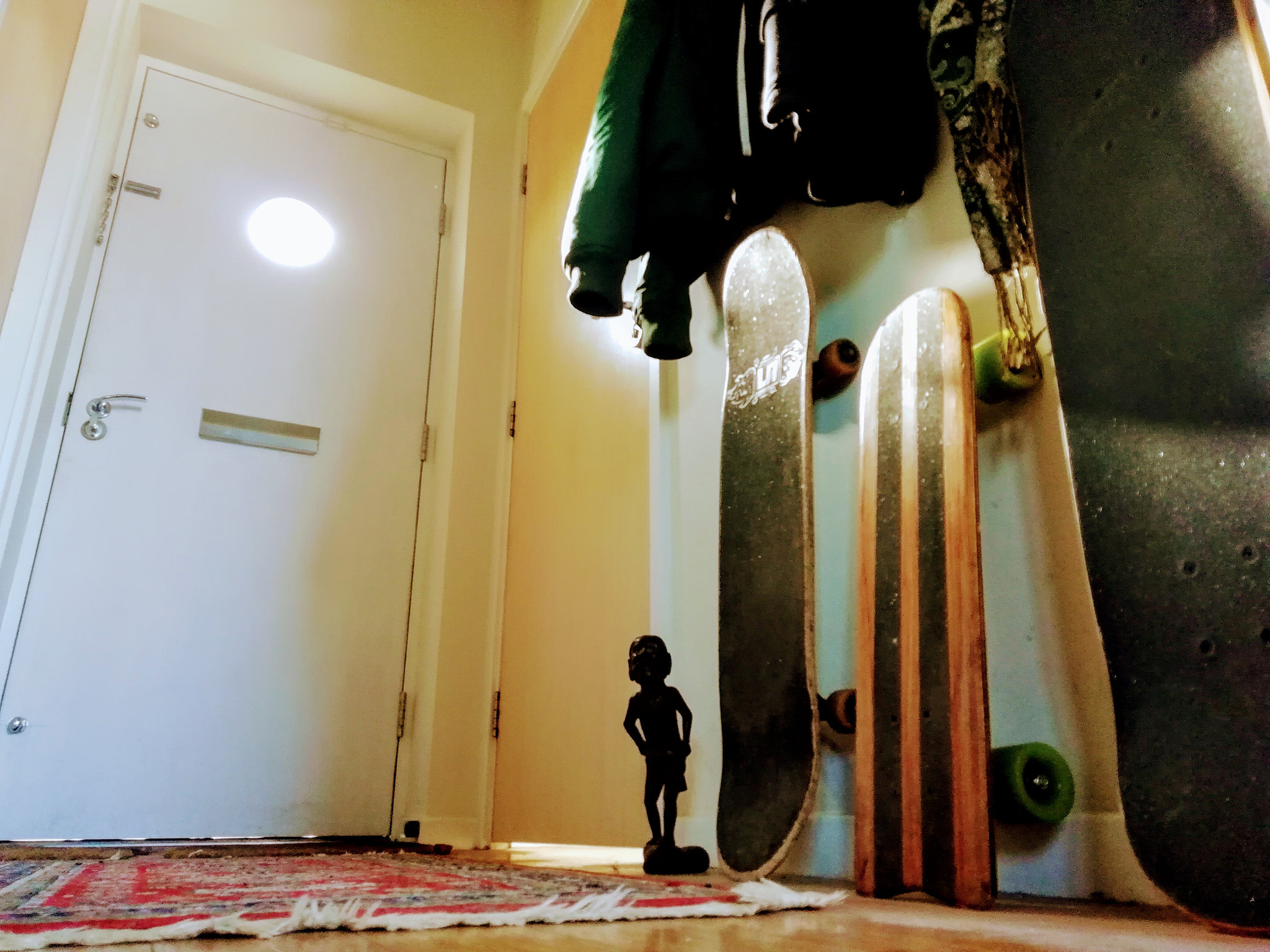 HUAWEI FIG-LX1 sample photo. Penny and street boards photography
