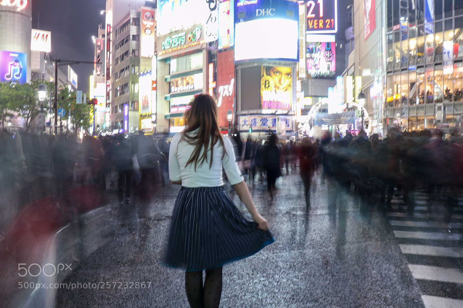 Canon EOS M5 sample photo. Shibuya crossing photography