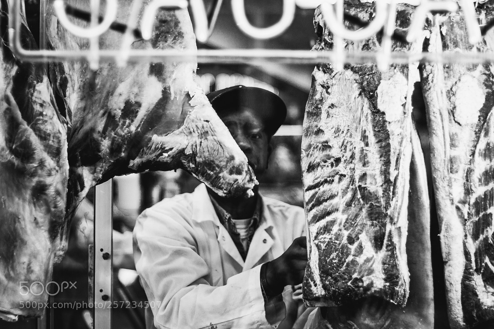 Canon EOS 60D sample photo. Italian market photography