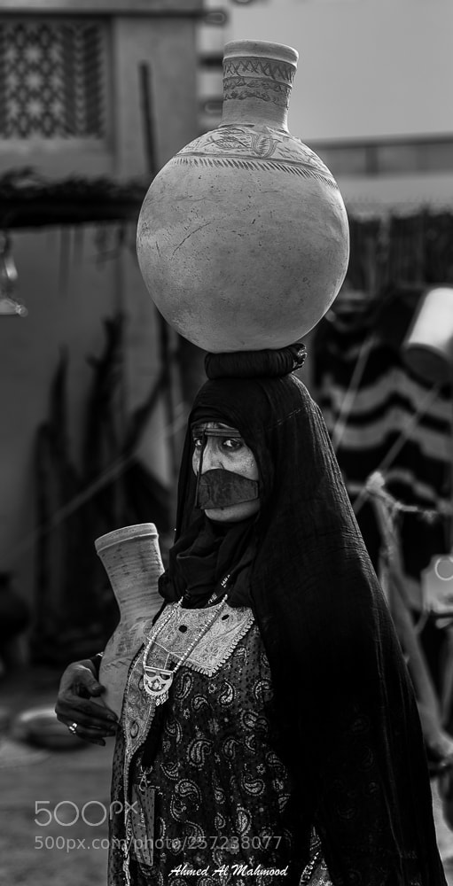 Nikon D750 sample photo. Woman of old times photography