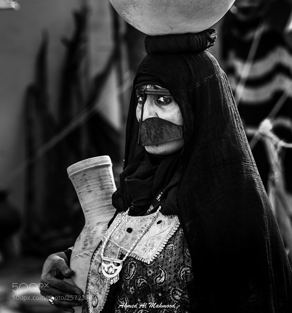 Nikon D750 sample photo. Woman of old times photography