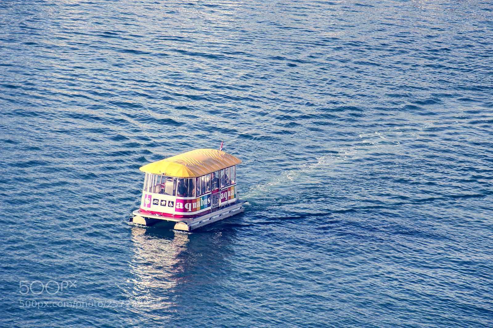 Canon EOS 700D (EOS Rebel T5i / EOS Kiss X7i) sample photo. Aquabus boat to granville photography