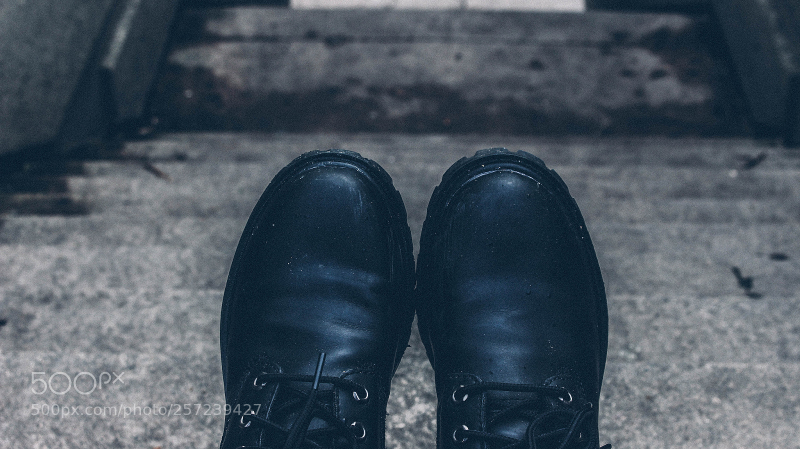 Canon EOS 700D (EOS Rebel T5i / EOS Kiss X7i) sample photo. Black boots with high photography
