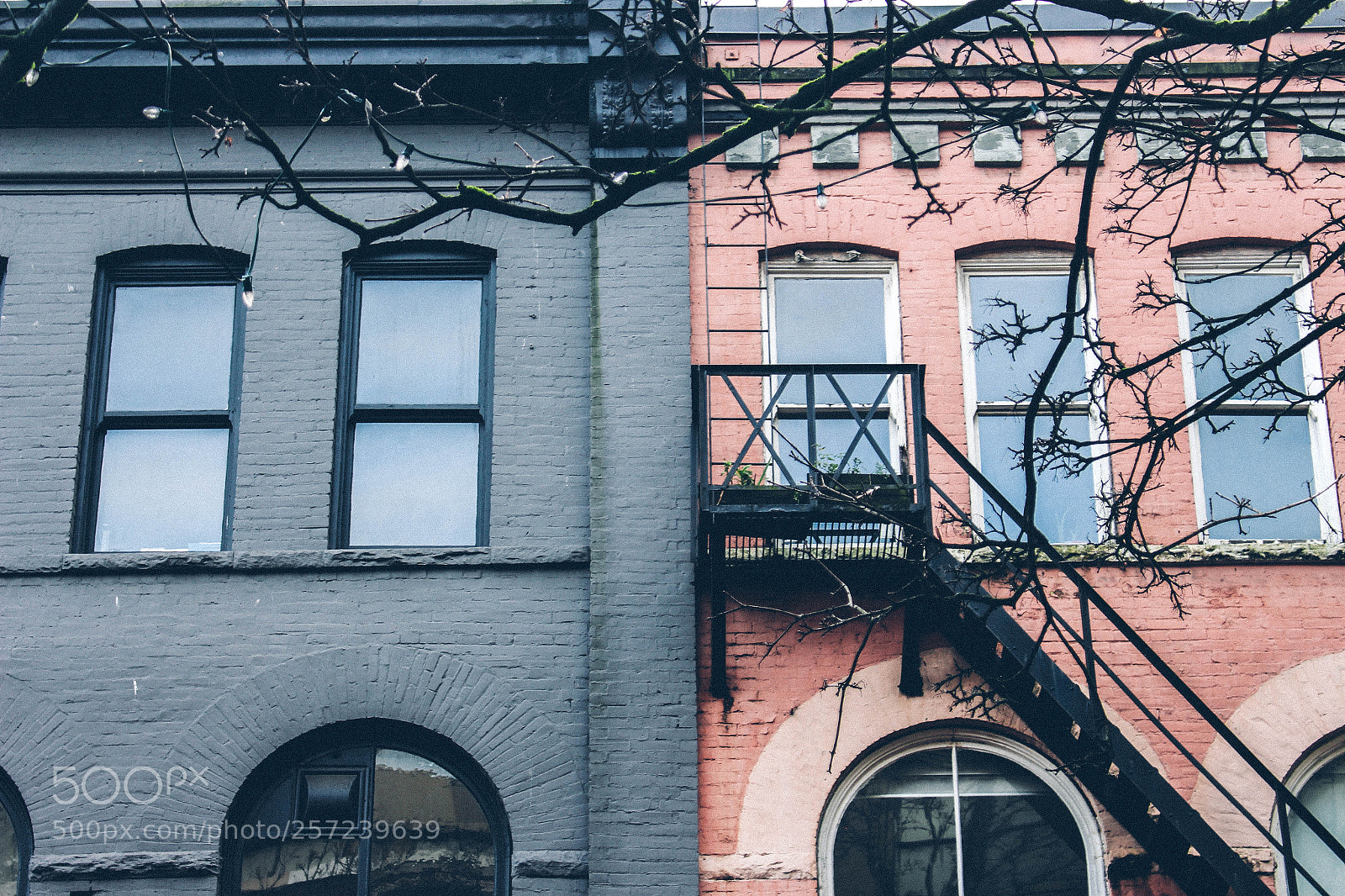 Canon EOS 700D (EOS Rebel T5i / EOS Kiss X7i) sample photo. Vintage and romantic buildings photography