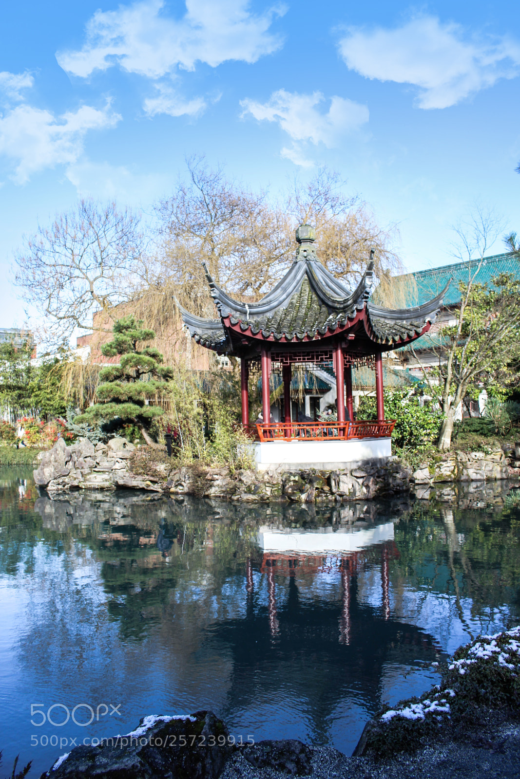 Canon EOS 700D (EOS Rebel T5i / EOS Kiss X7i) sample photo. Oriental garden on a photography