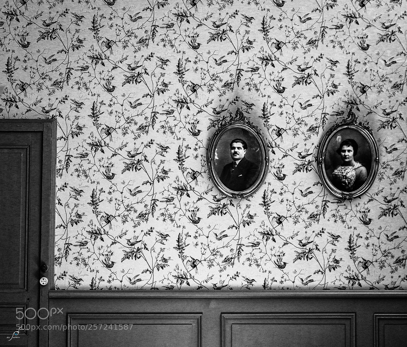 Canon EOS 70D sample photo. Shadows of the past photography