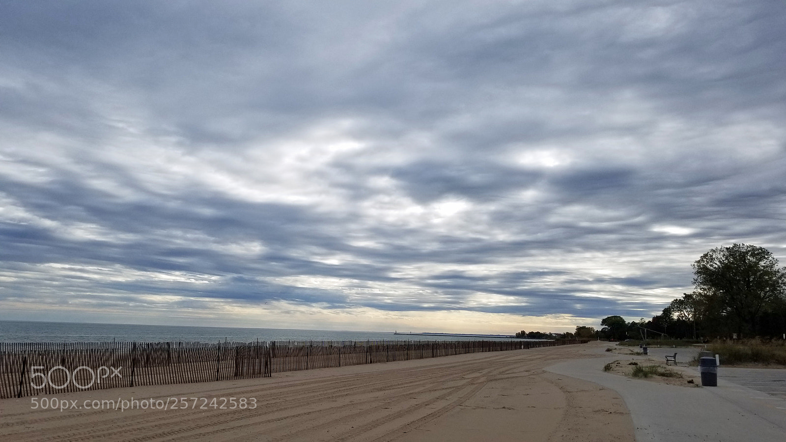 Samsung Galaxy S8 sample photo. Beach clouds photography