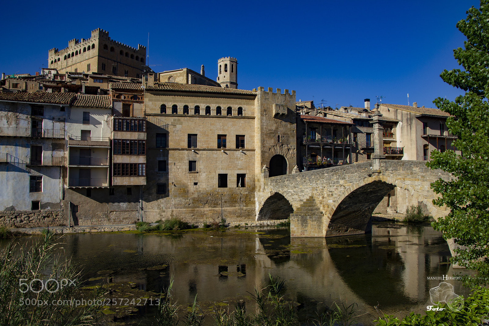 Canon EOS 550D (EOS Rebel T2i / EOS Kiss X4) sample photo. Valderrobres photography