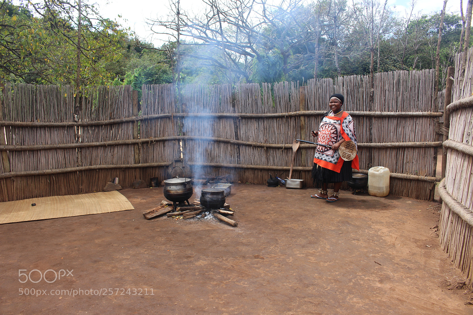Canon EOS 100D (EOS Rebel SL1 / EOS Kiss X7) sample photo. Cooking in swaziland photography