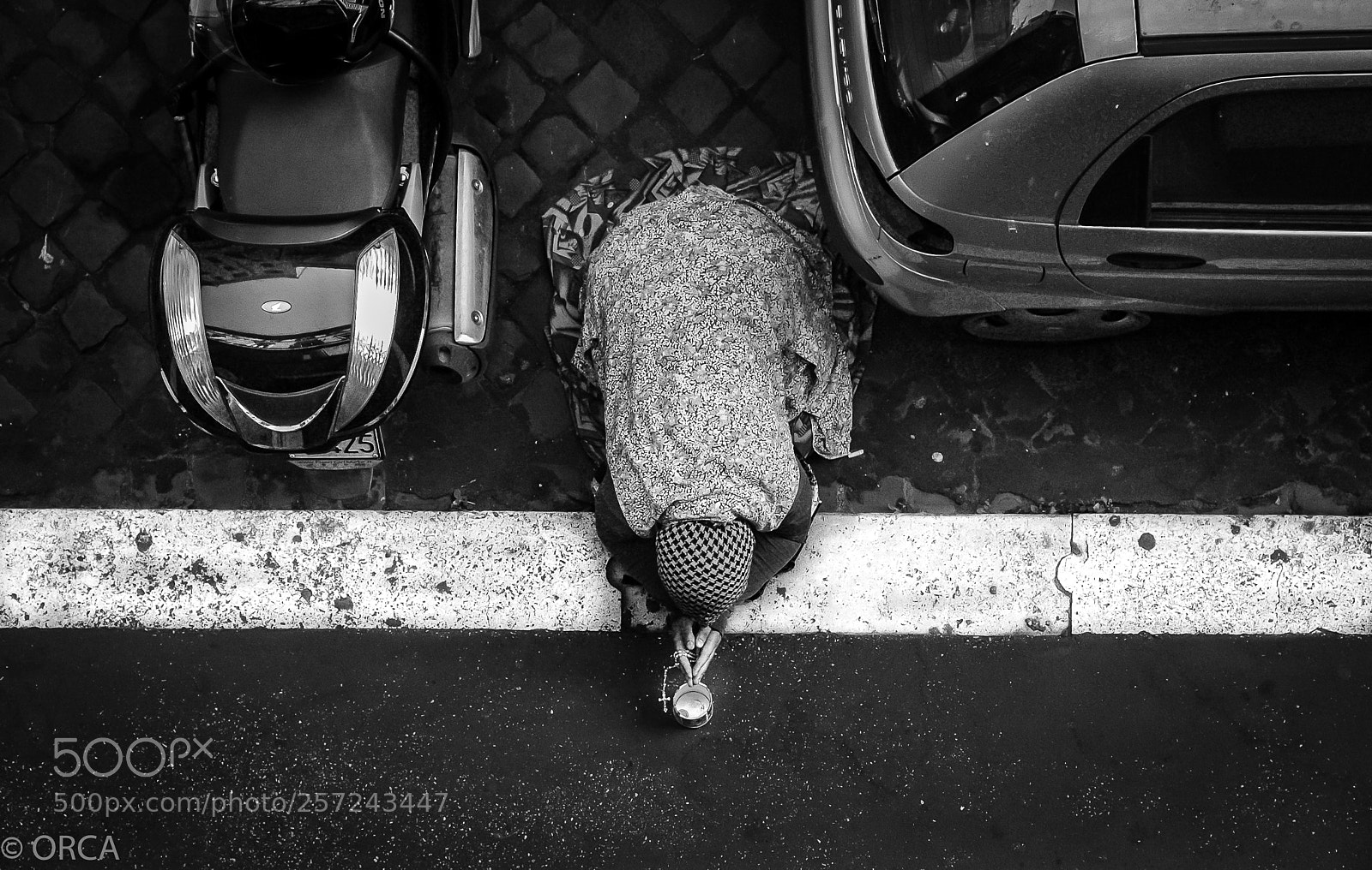 Nikon D70 sample photo. Roma beggar in roma photography