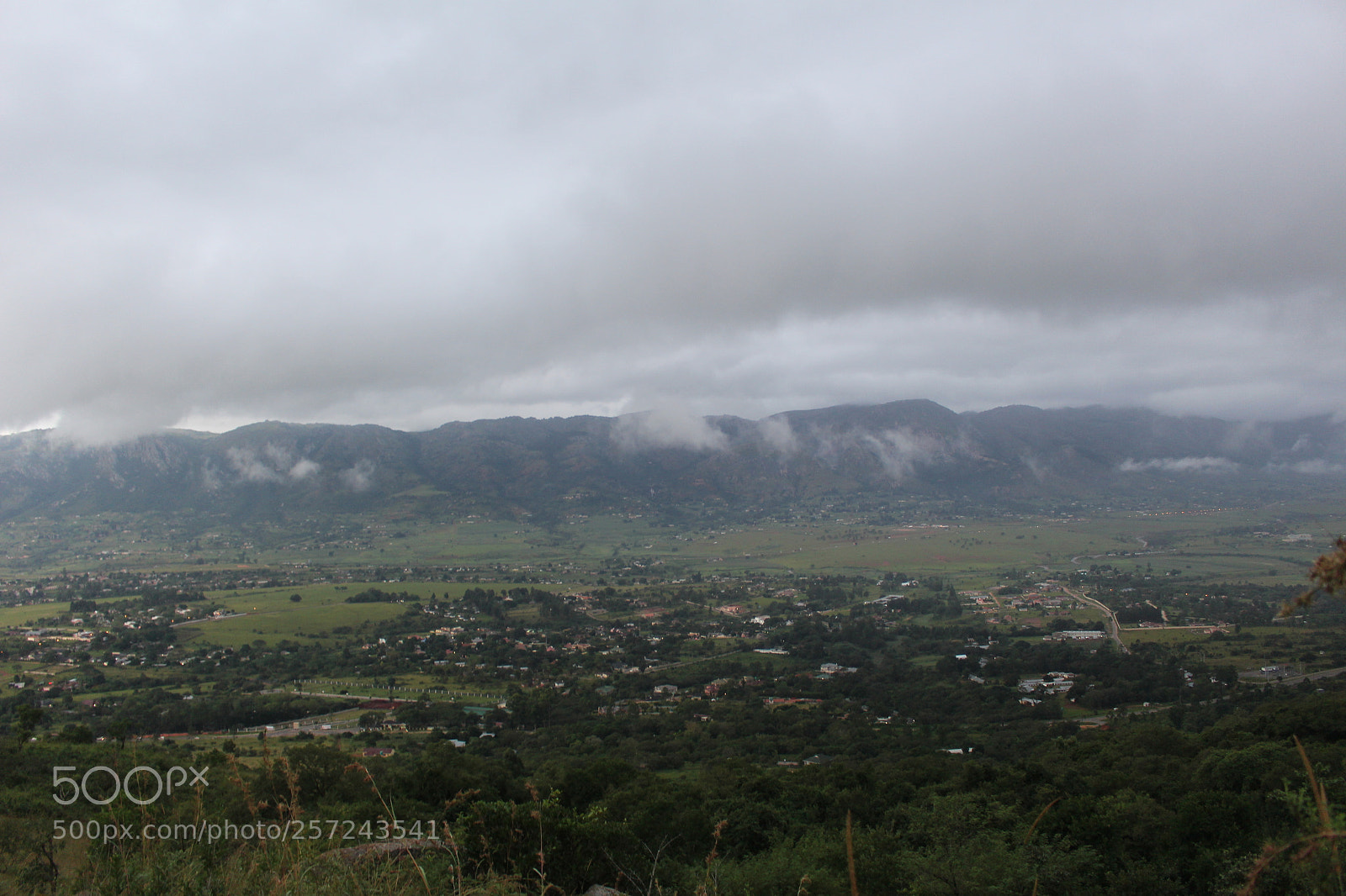Canon EOS 100D (EOS Rebel SL1 / EOS Kiss X7) sample photo. Overview of manzini photography