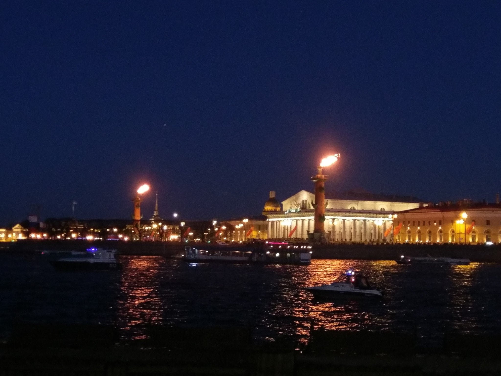 HTC 10 sample photo. Burning rostral columns photography