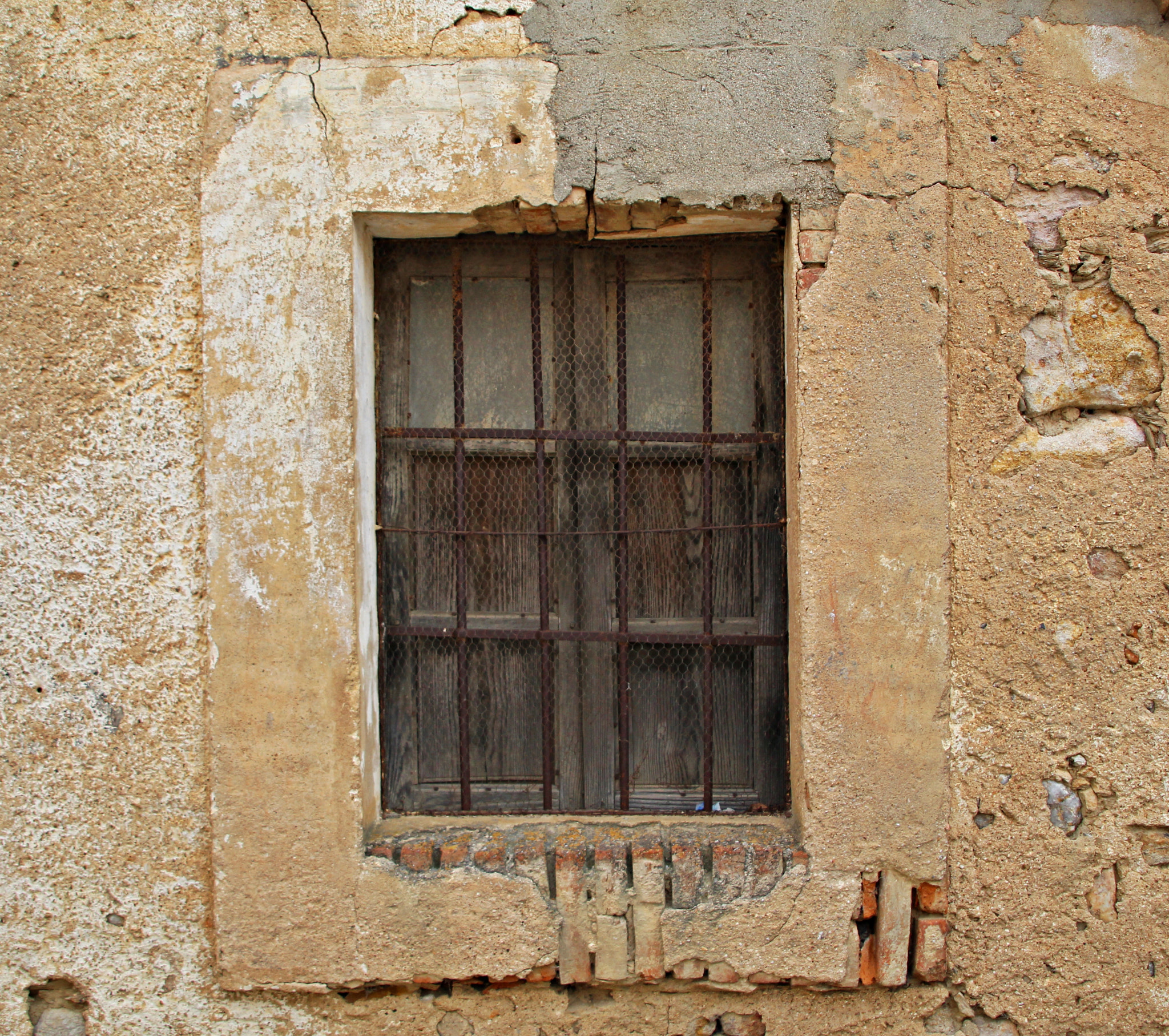 Canon TS-E 90mm F2.8 Tilt-Shift sample photo. Ventana sobre muro de barro photography