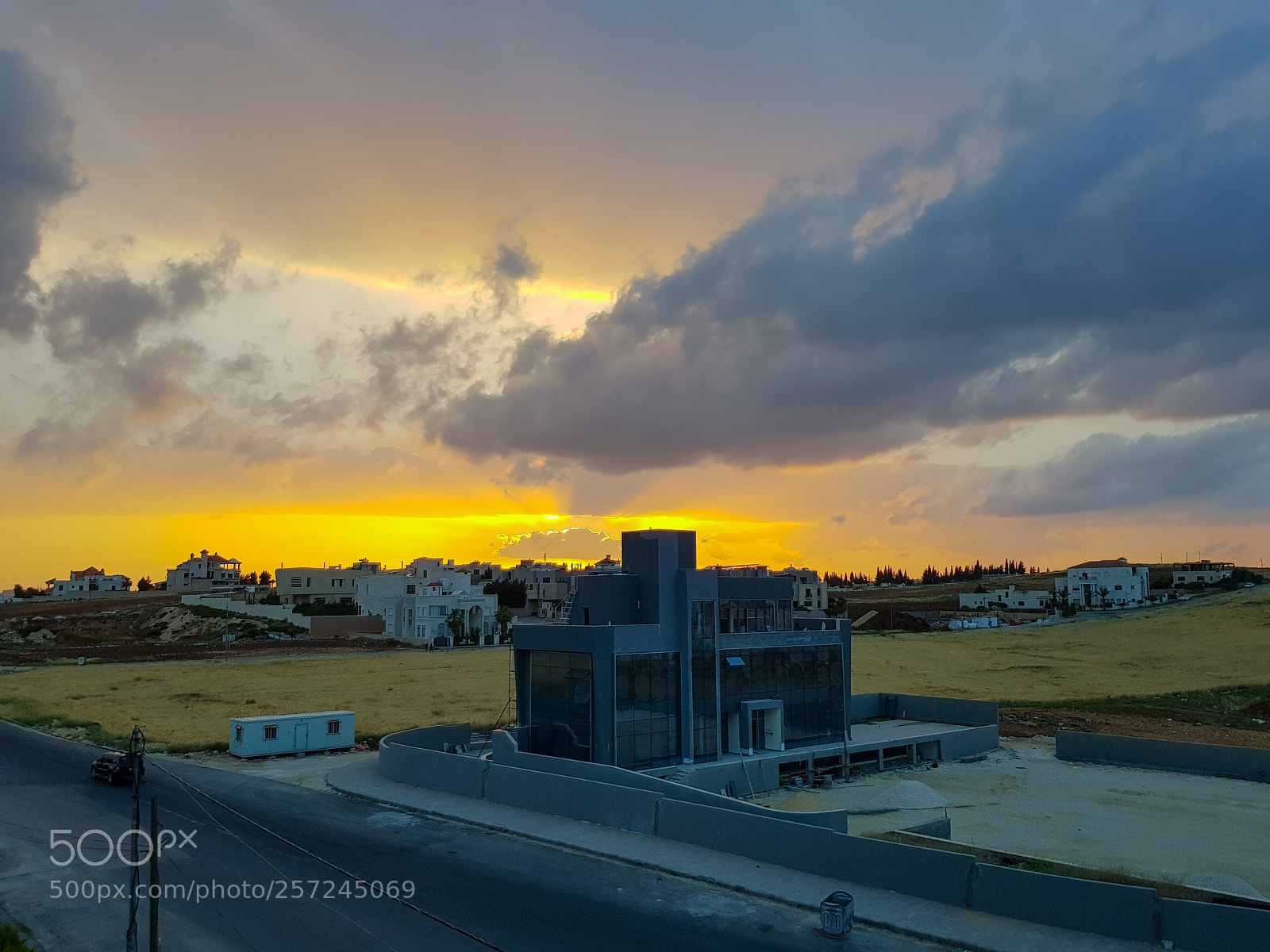 Samsung Galaxy S8+ sample photo. Golden beautiful hour photography