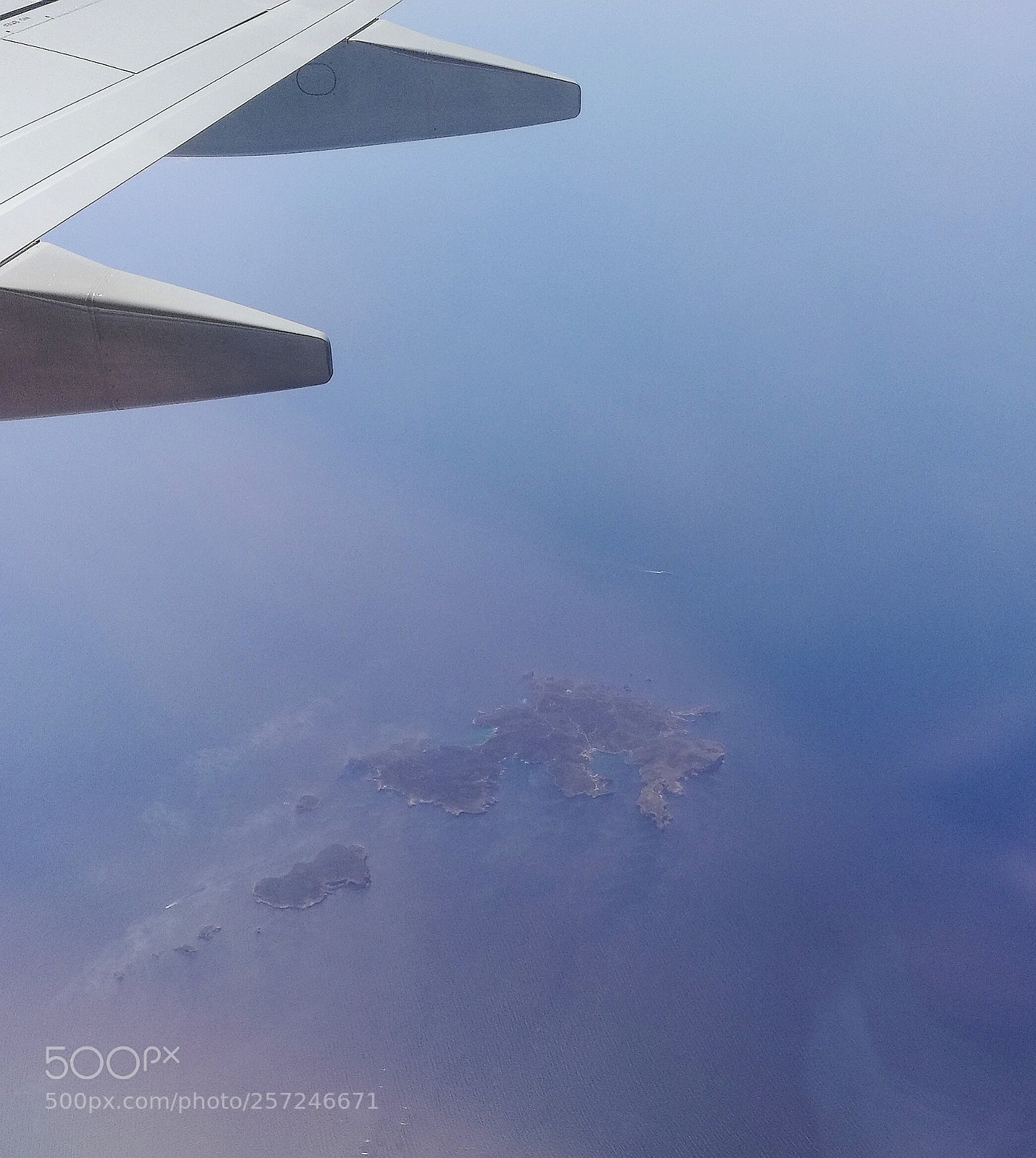 HUAWEI P9 sample photo. The islands below photography