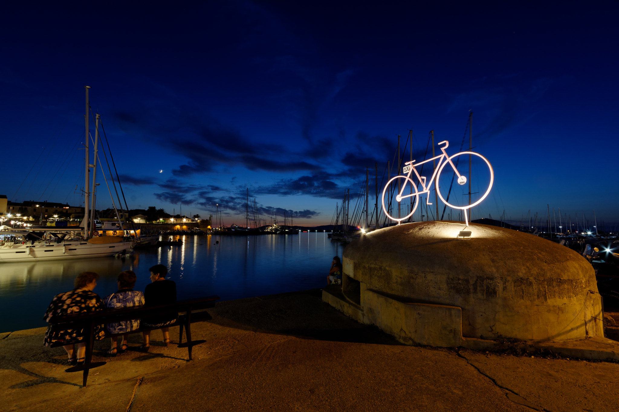 Sigma 10-20mm F4-5.6 EX DC HSM sample photo. Living in alghero by night photography