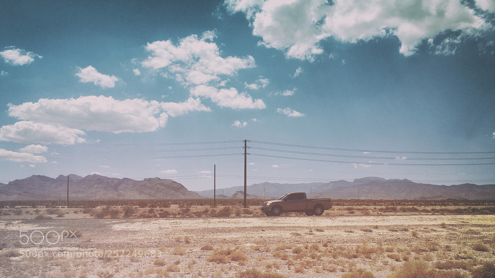 Apple iPhone 6s sample photo. Las vegas to lone photography