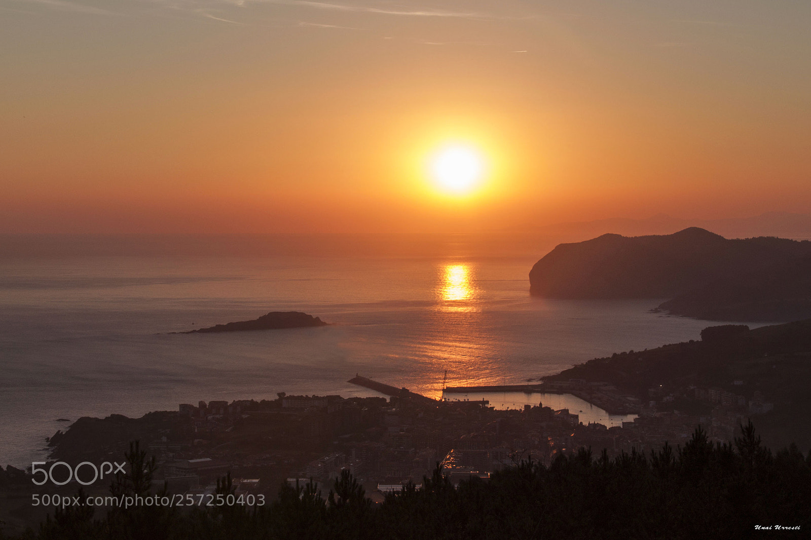 Canon EOS 500D (EOS Rebel T1i / EOS Kiss X3) sample photo. Amanece desde bermeo (bizkaia). photography