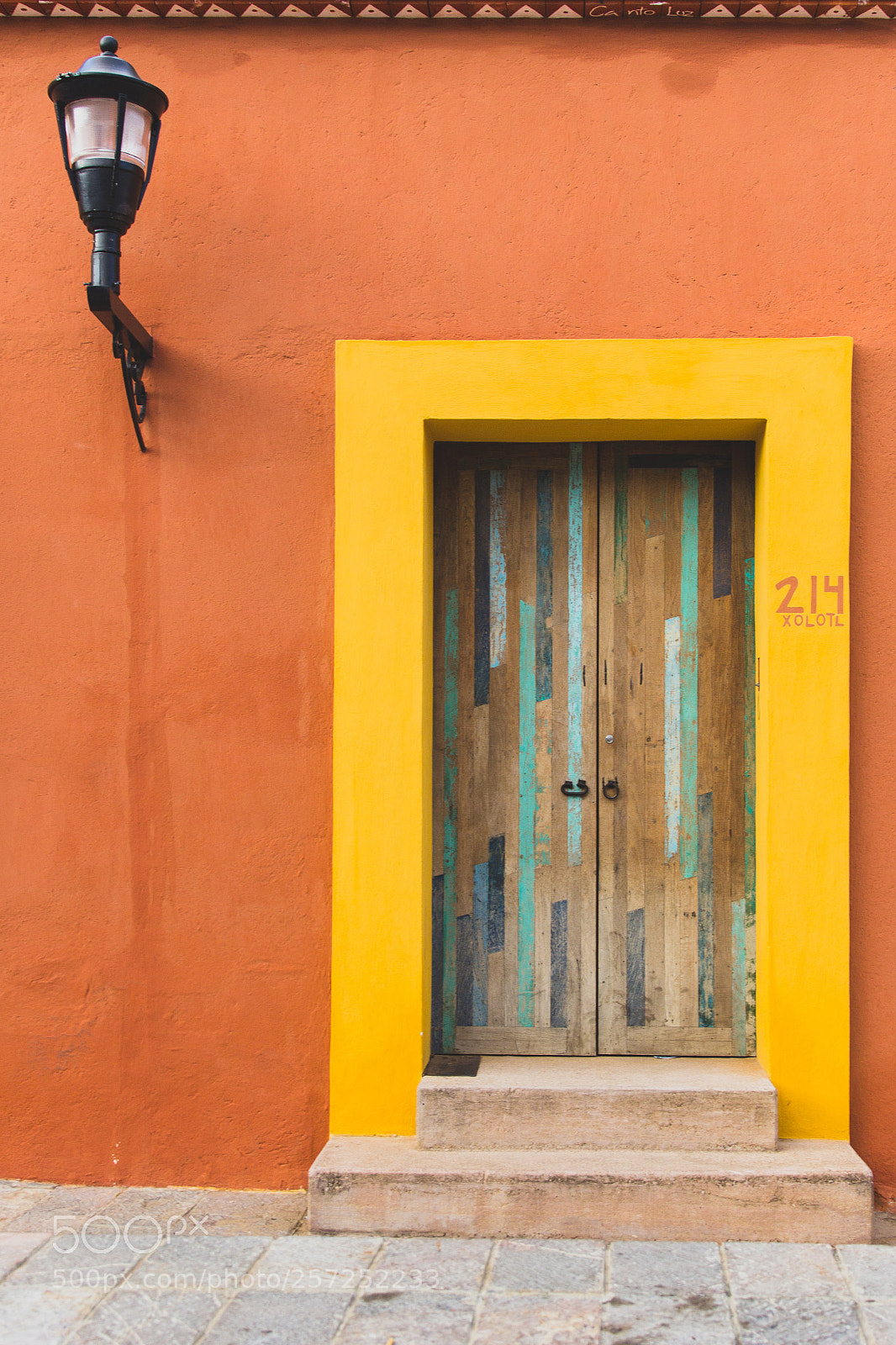 Canon EOS 60D sample photo. Door from oaxaca photography