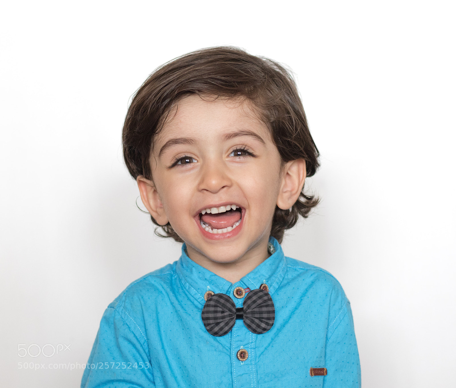 Canon EOS 7D Mark II sample photo. Happy child photography