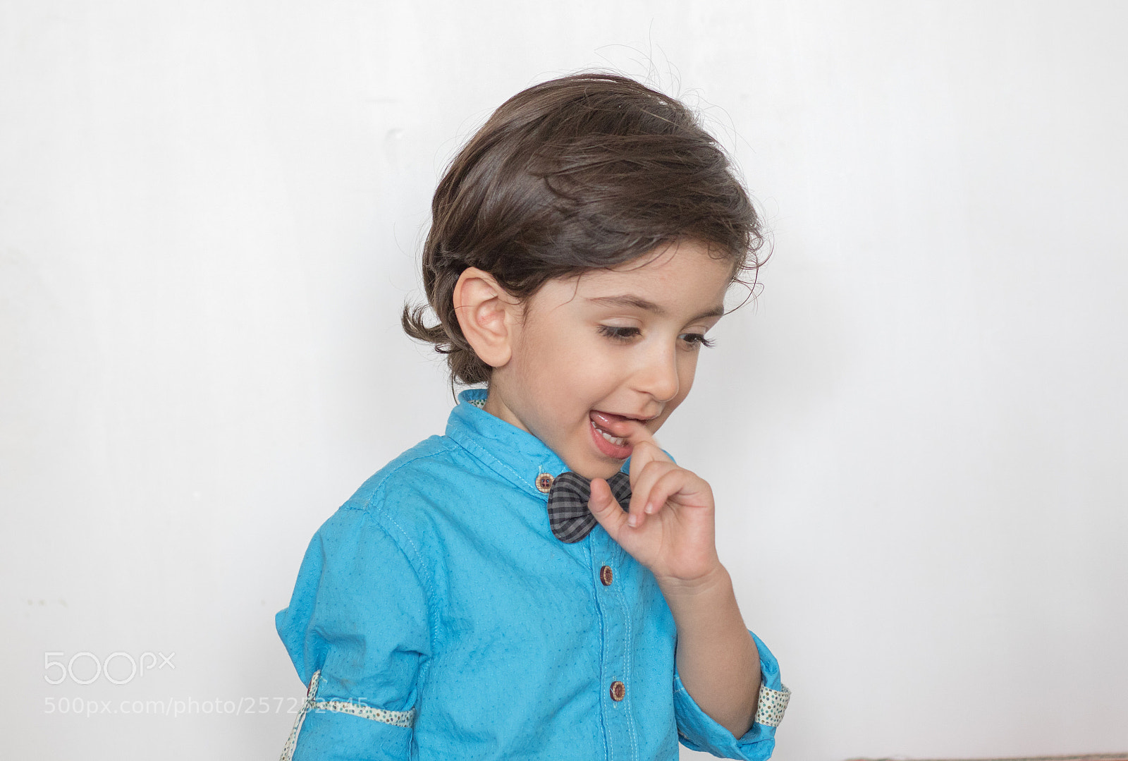 Canon EOS 7D Mark II sample photo. Happy child photography