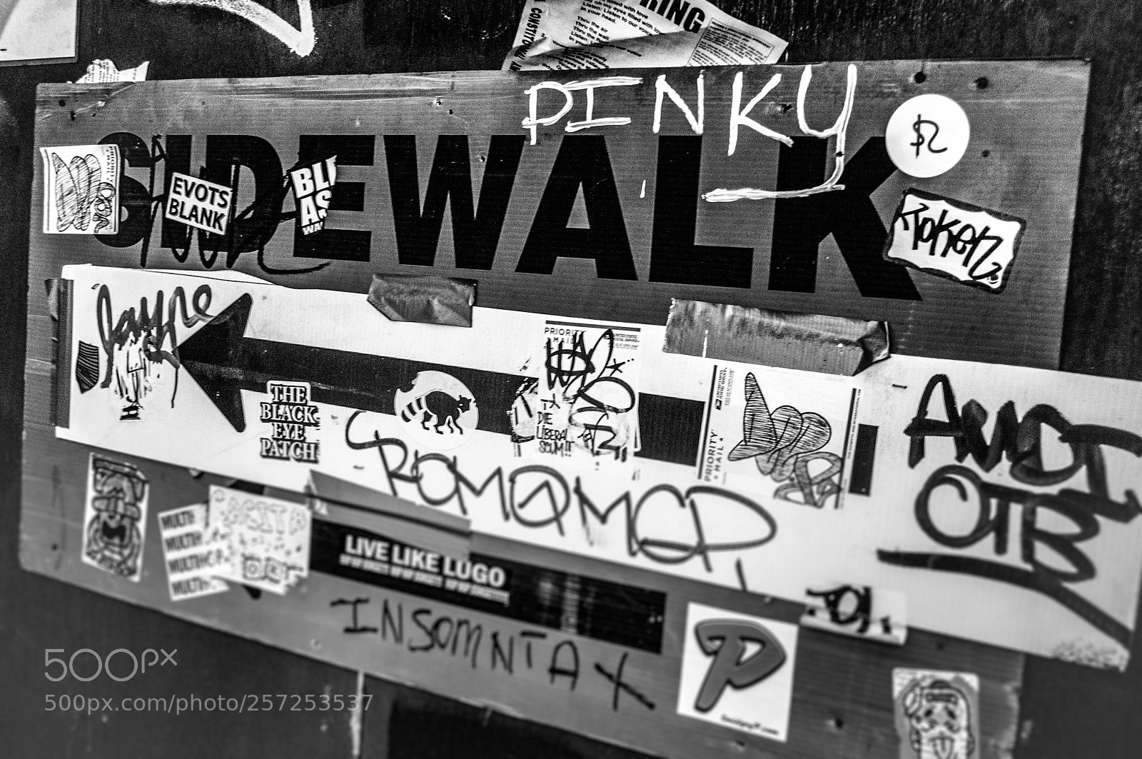 Nikon D90 sample photo. Sidewalk photography