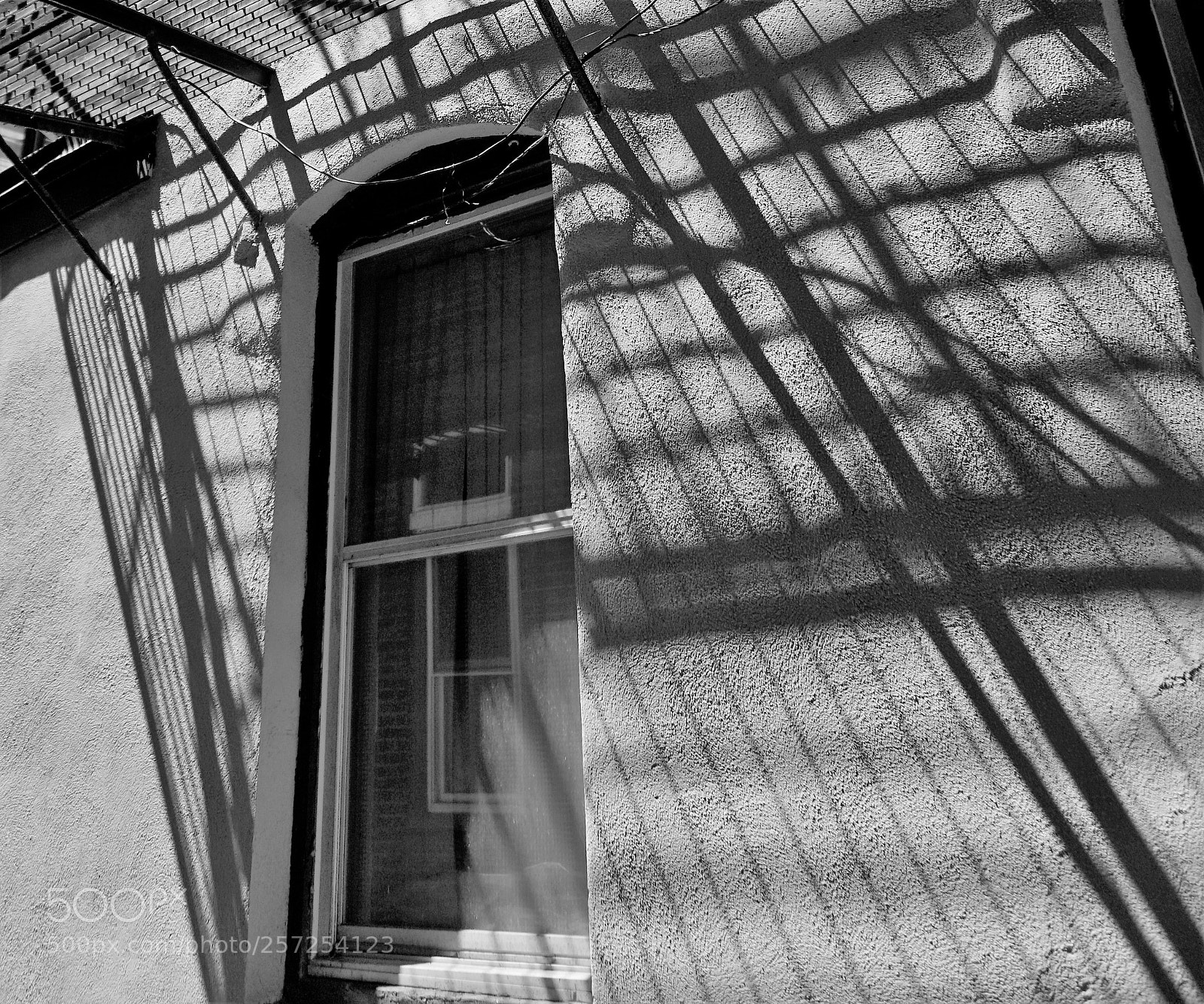 Sony a6500 sample photo. Window in an alley photography