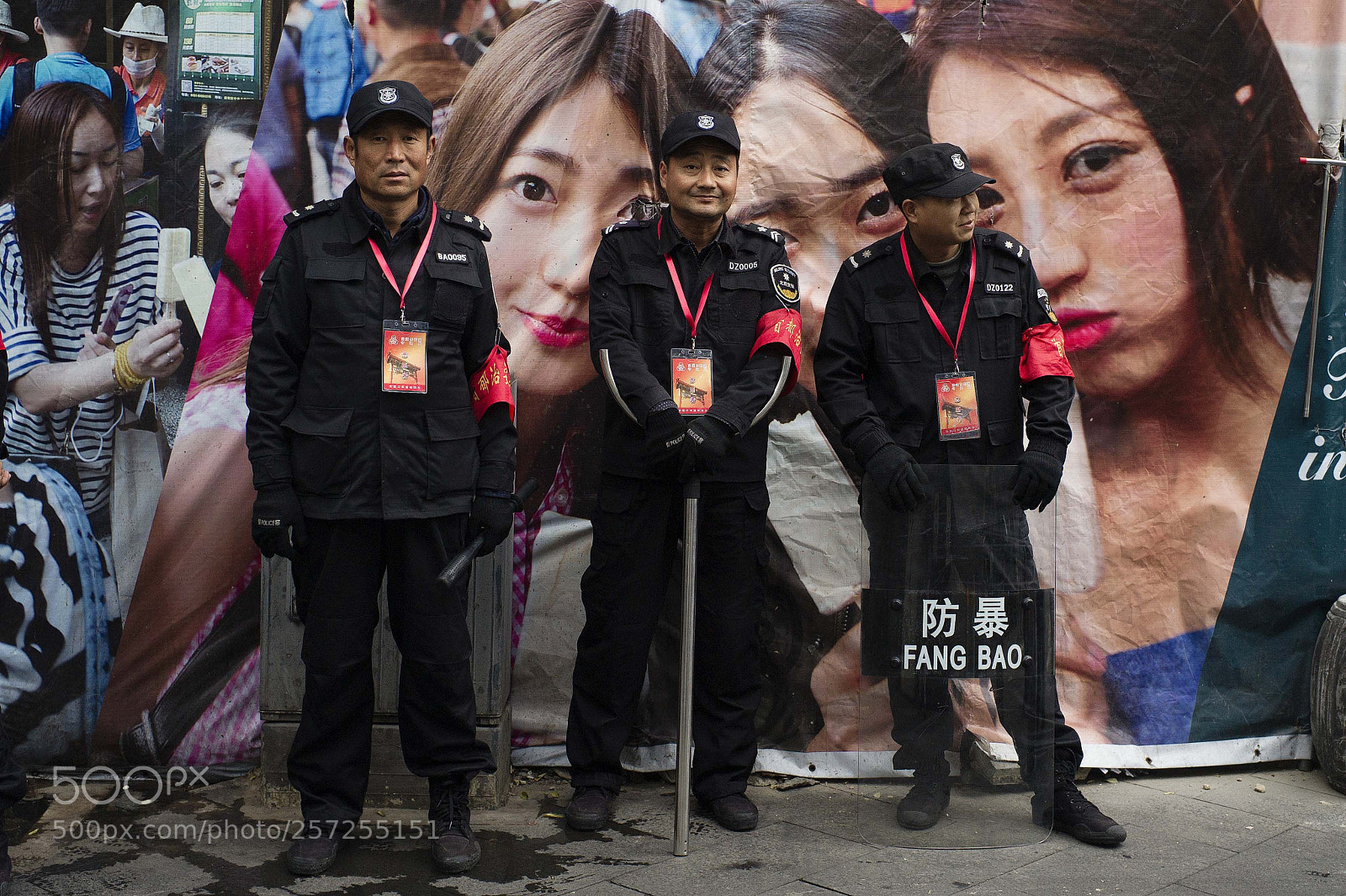 Leica M9 sample photo. Guarding the hutongs photography