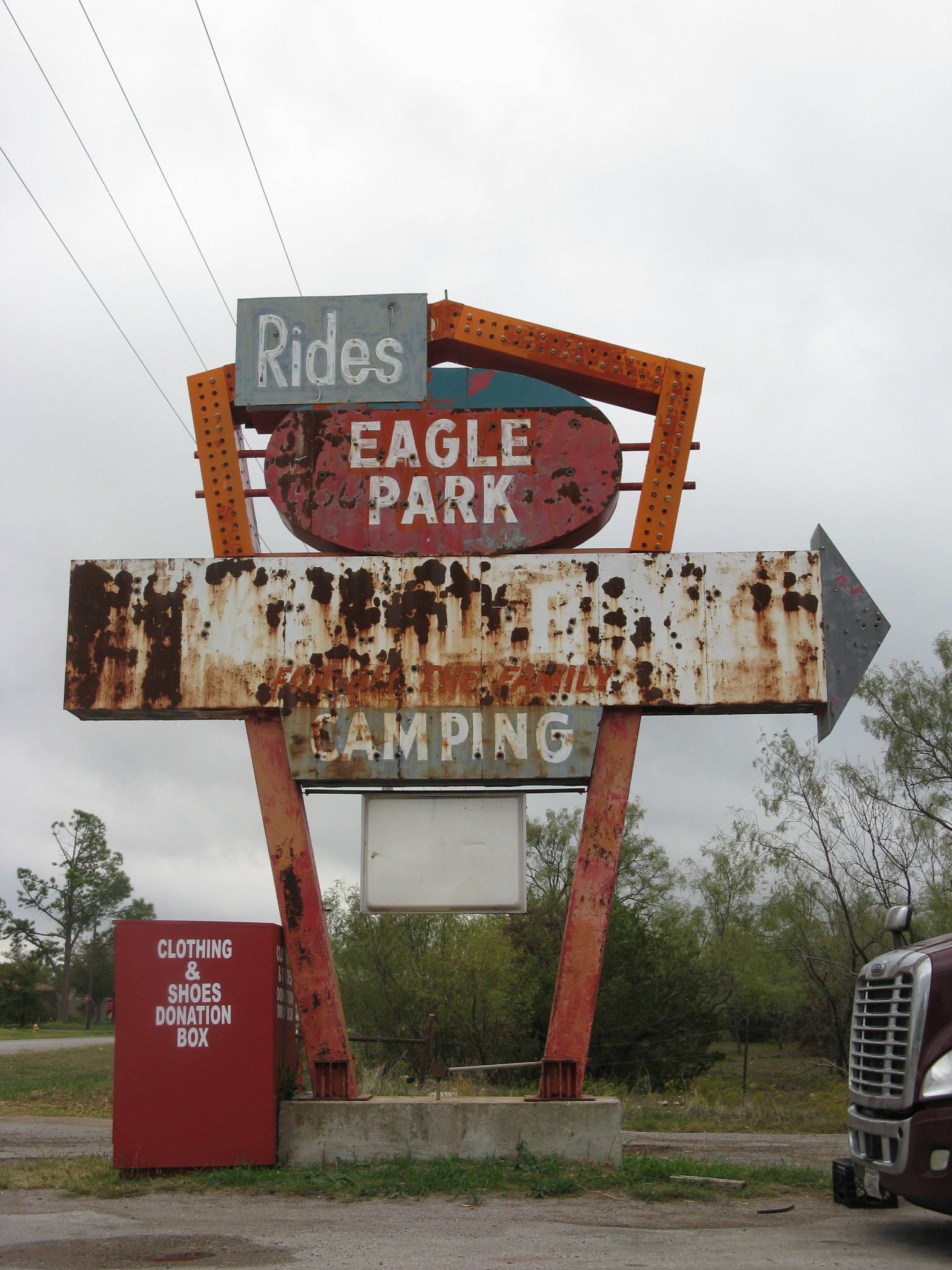 Canon POWERSHOT A720 IS sample photo. Eagle park sign in cache, oklahoma photography