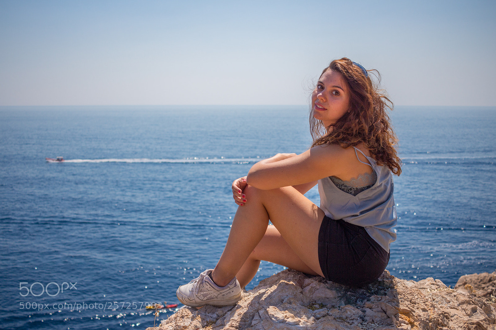 Canon EOS 700D (EOS Rebel T5i / EOS Kiss X7i) sample photo. Alex photography