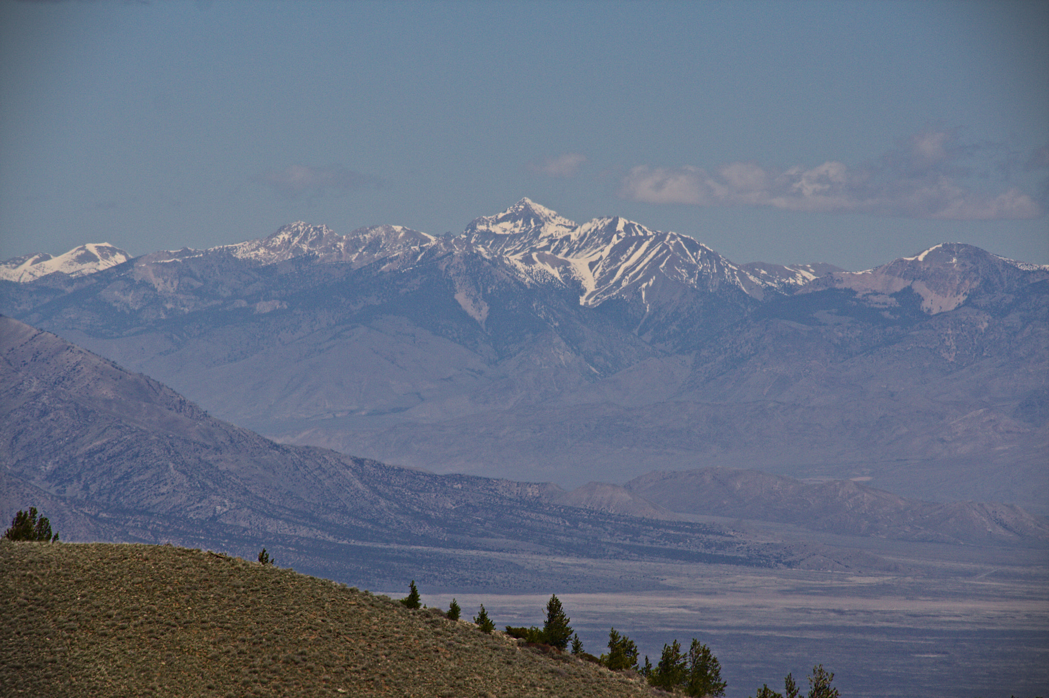 Canon EOS 1000D (EOS Digital Rebel XS / EOS Kiss F) sample photo. Diamond peak photography