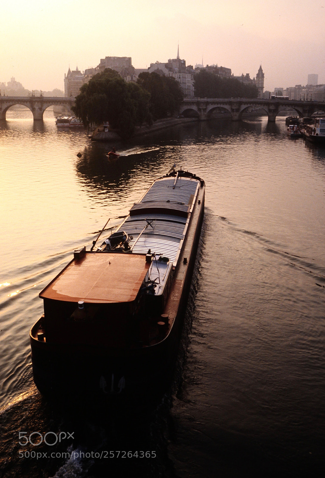 Canon EOS 60D sample photo. Evening light on the photography