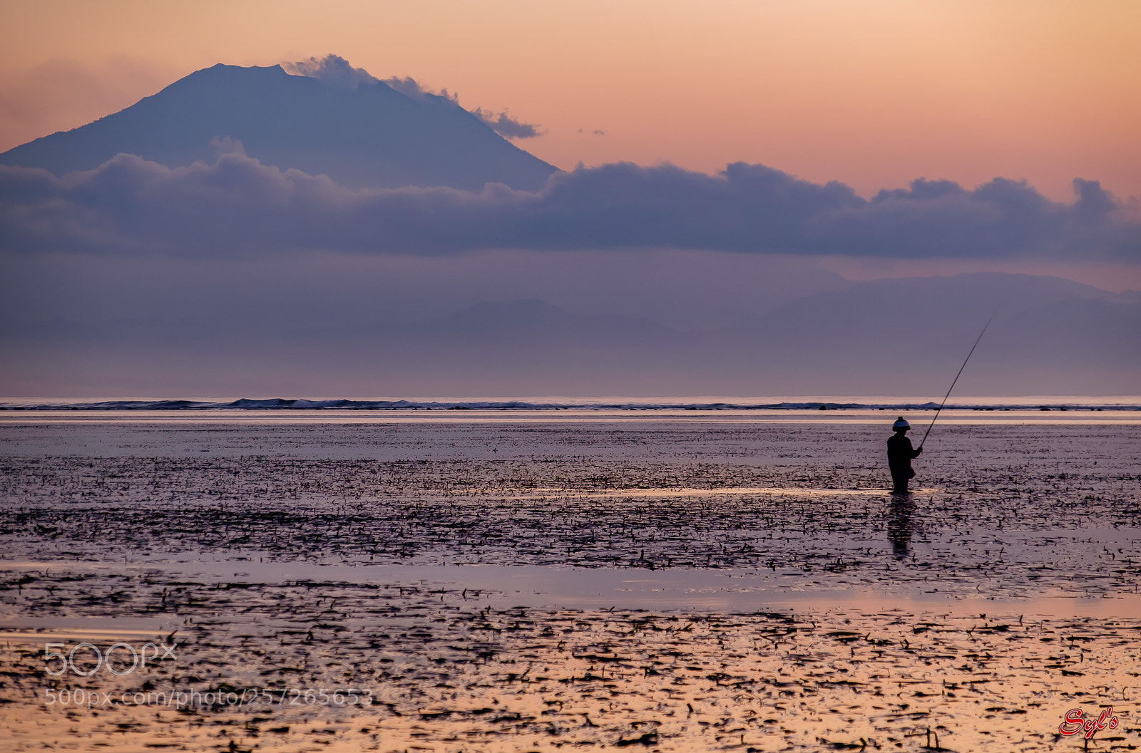 Fujifilm X-T1 sample photo. The fisherman photography