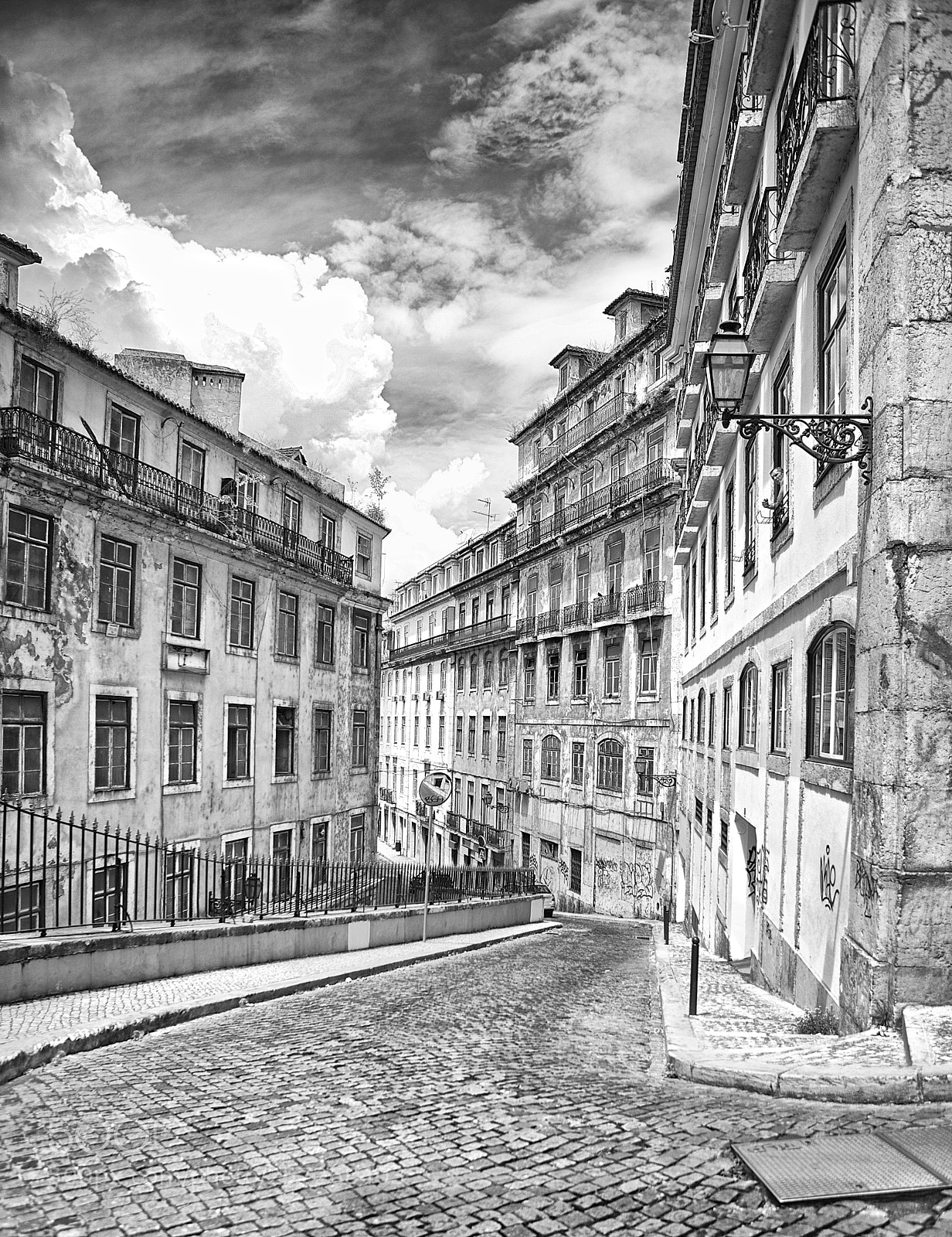 Canon EOS 5D sample photo. Bairro lisboeta photography