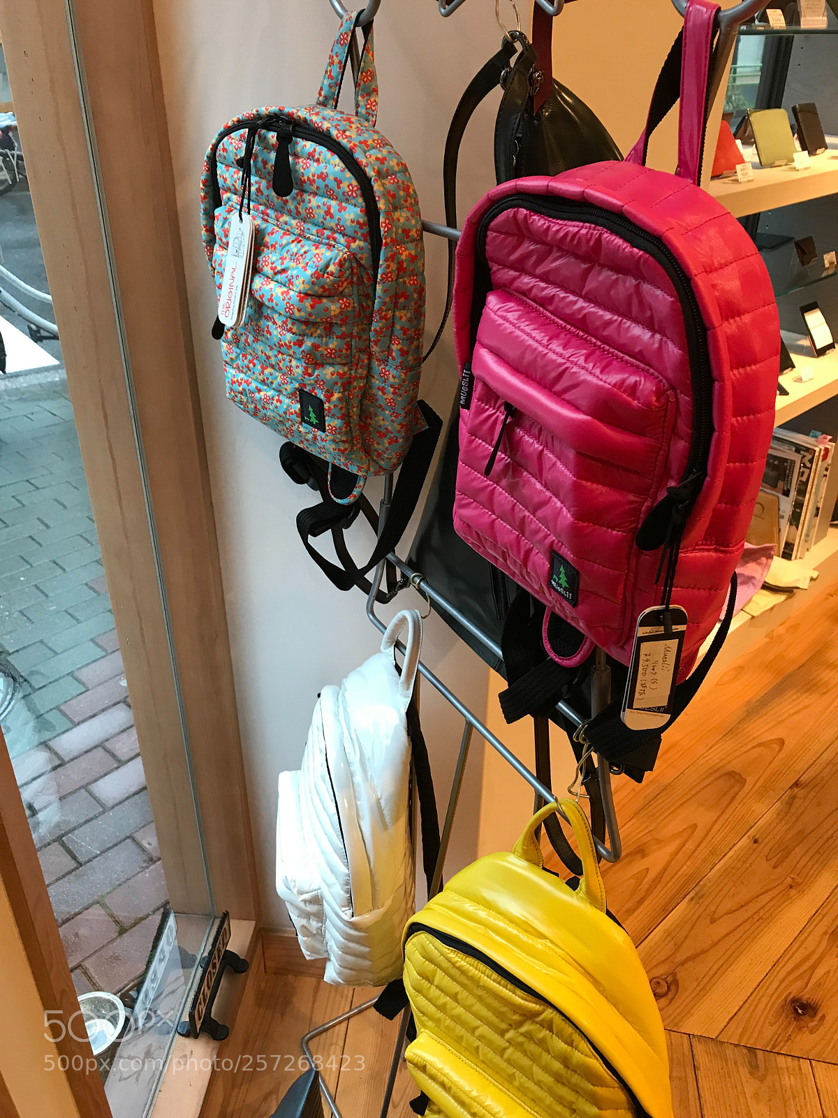 Apple iPhone 7 Plus sample photo. Bag bag bag photography