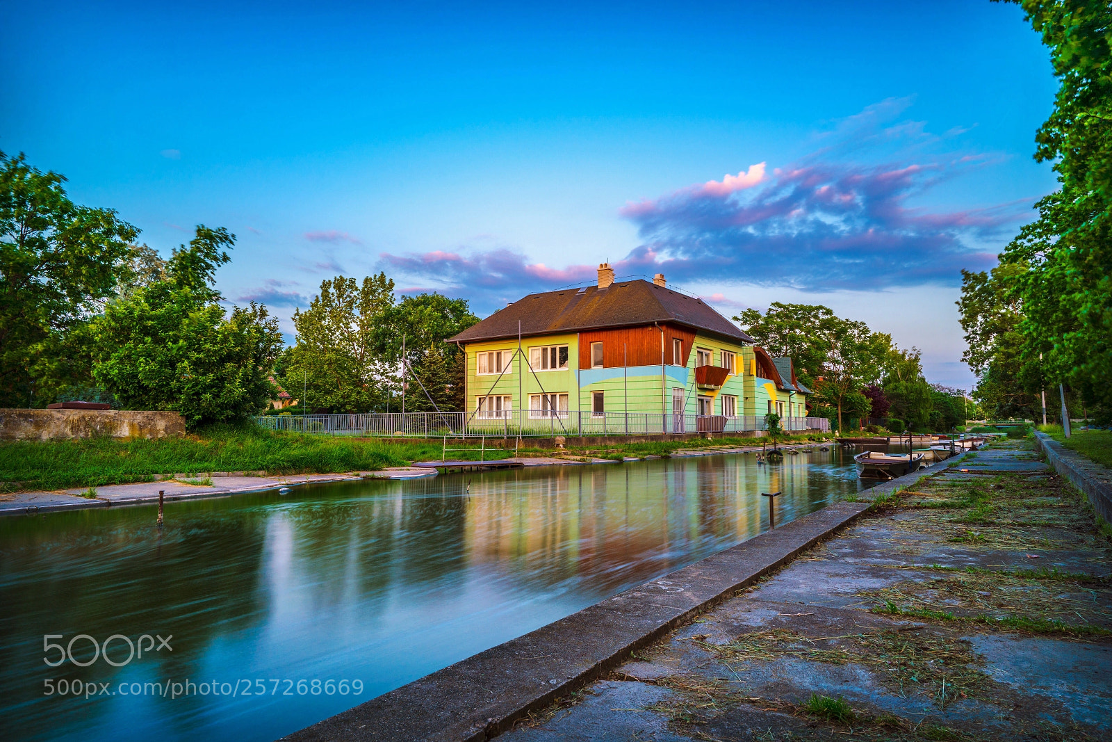 Sony a7R III sample photo. House on the canal photography