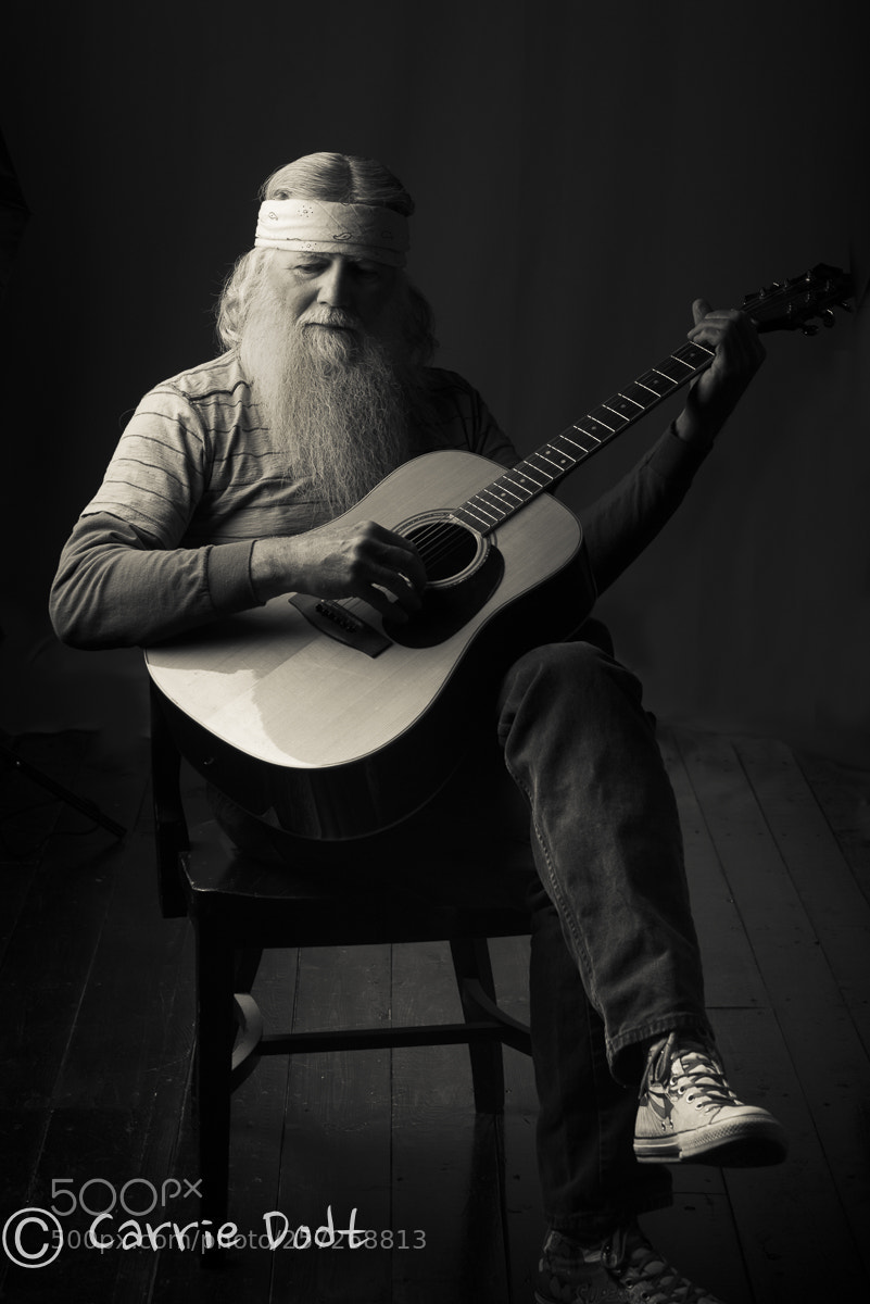 Nikon D750 sample photo. Enjoying the song photography