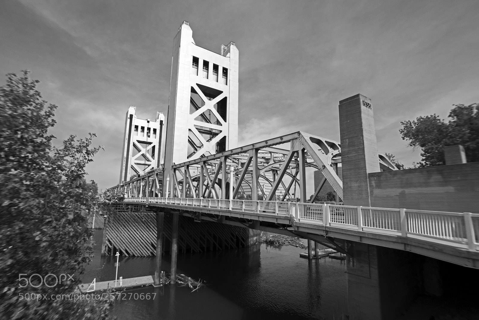 Sony a7 II sample photo. Sony 3875 bridge spring bw photography