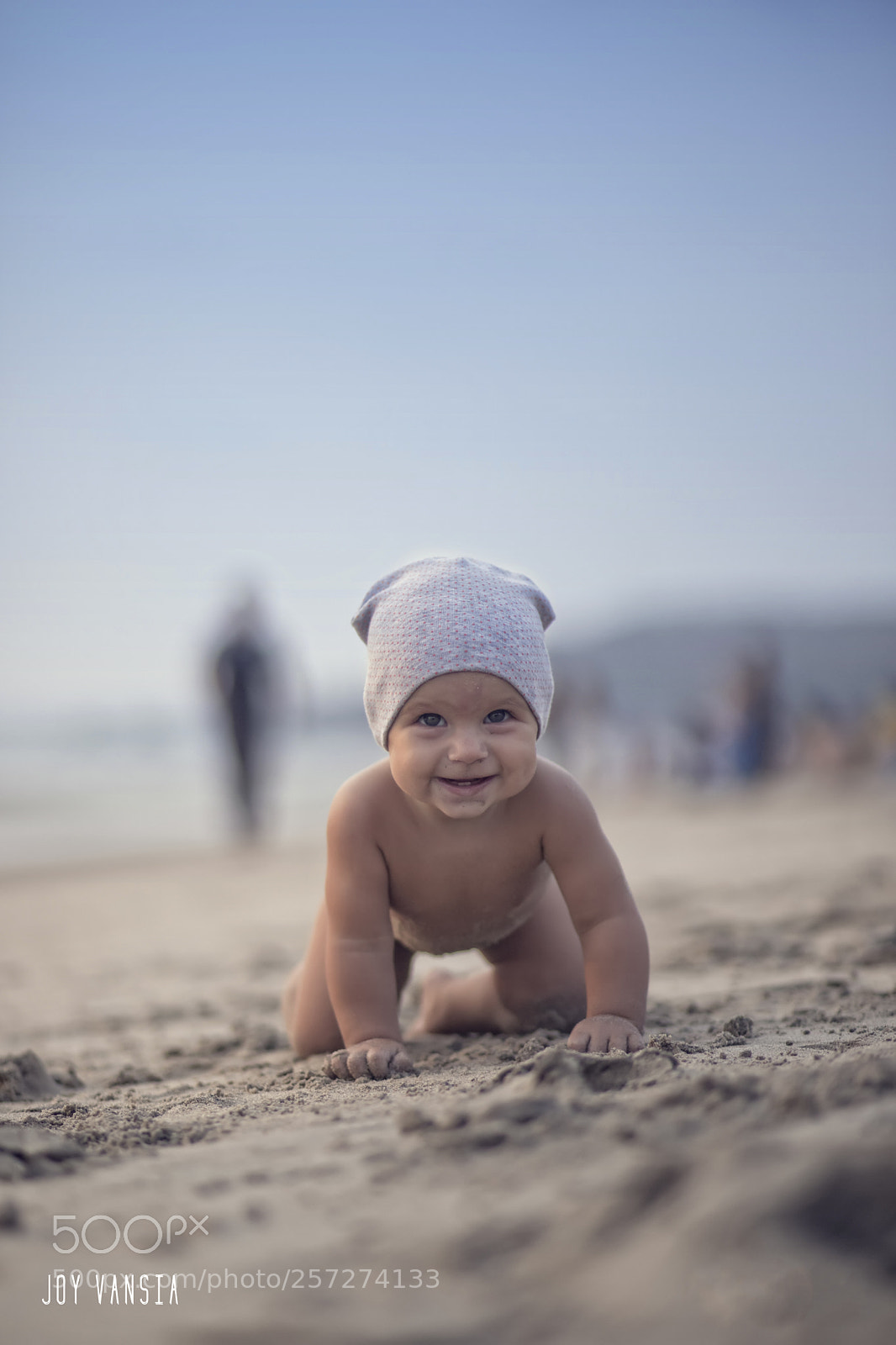 Canon EOS 6D Mark II sample photo. Shhh..it's playtime photography