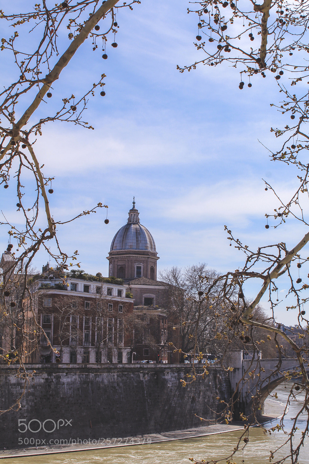 Canon EOS 1300D (EOS Rebel T6 / EOS Kiss X80) sample photo. Walking around rome photography