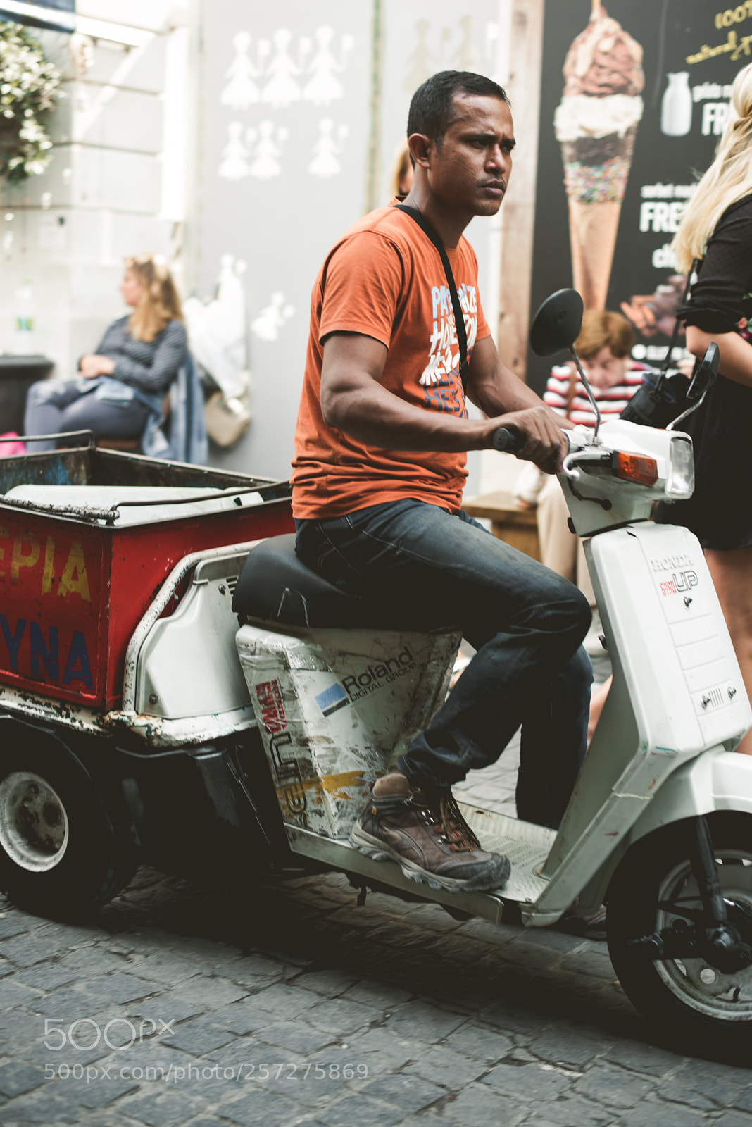 Nikon D750 sample photo. Athens town and people photography
