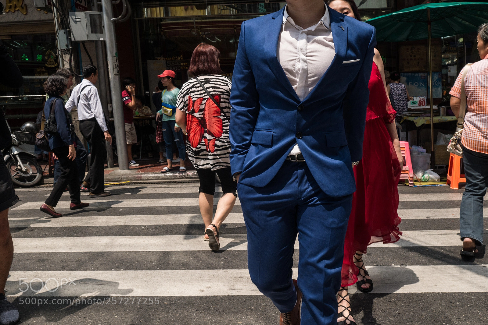 Panasonic Lumix DMC-GX7 sample photo. Groom crossing photography