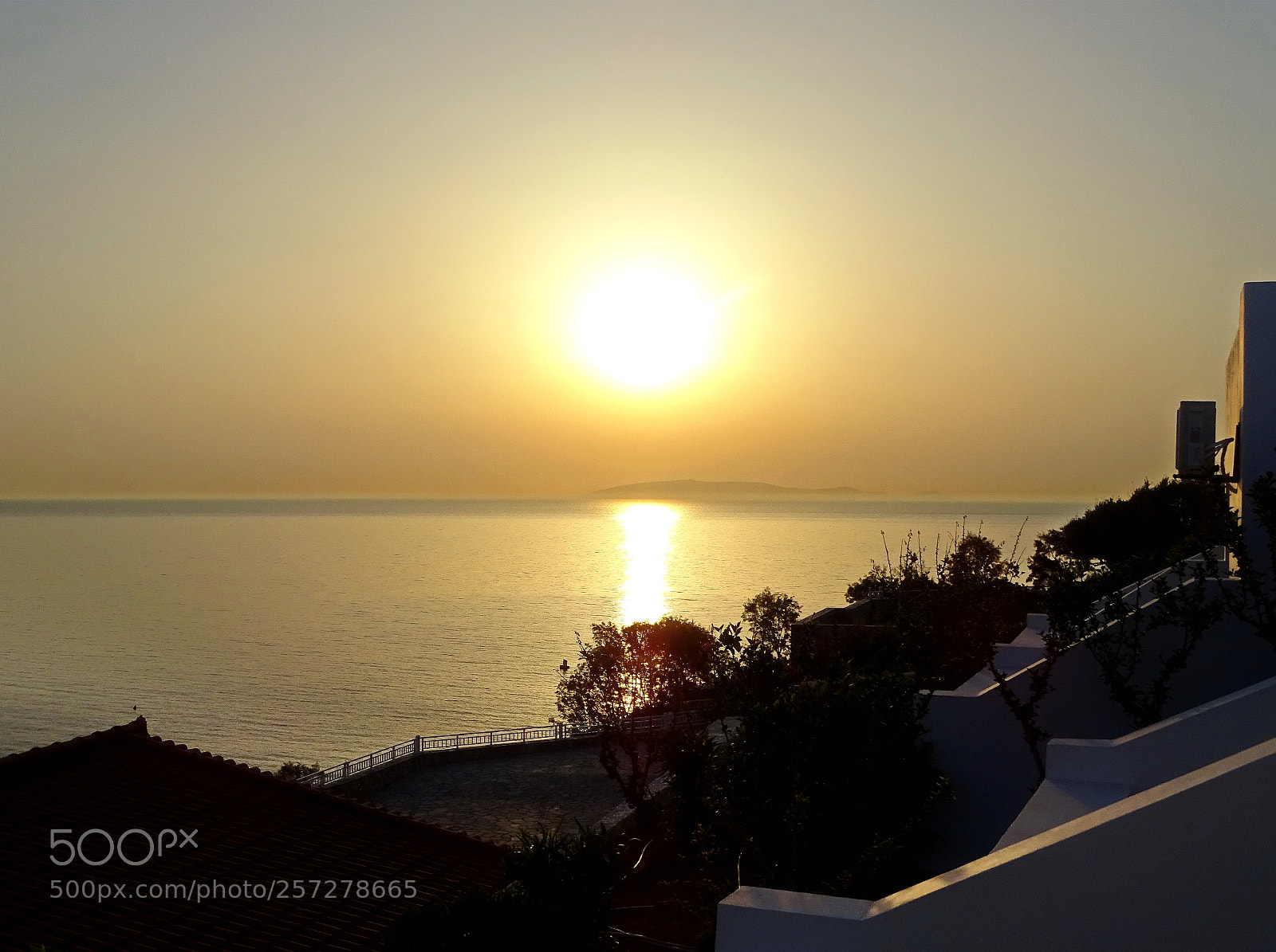 Sony Cyber-shot DSC-HX400V sample photo. Sunrise in crete photography