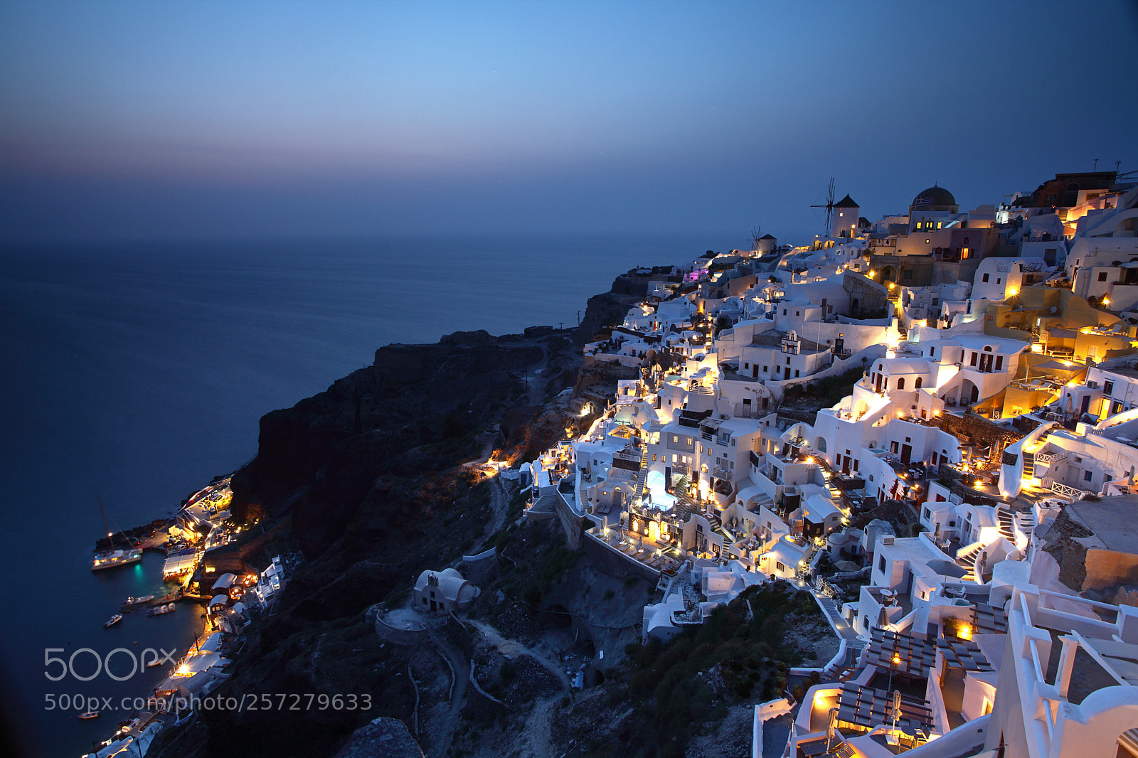 Canon EOS 5D Mark II sample photo. Oia night photography