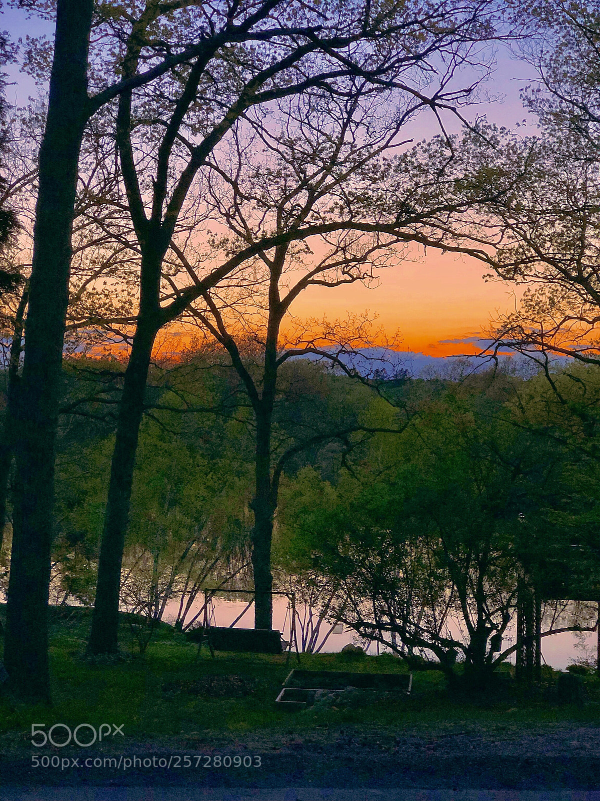 Apple iPhone 8 Plus sample photo. Colorful sunset over water photography