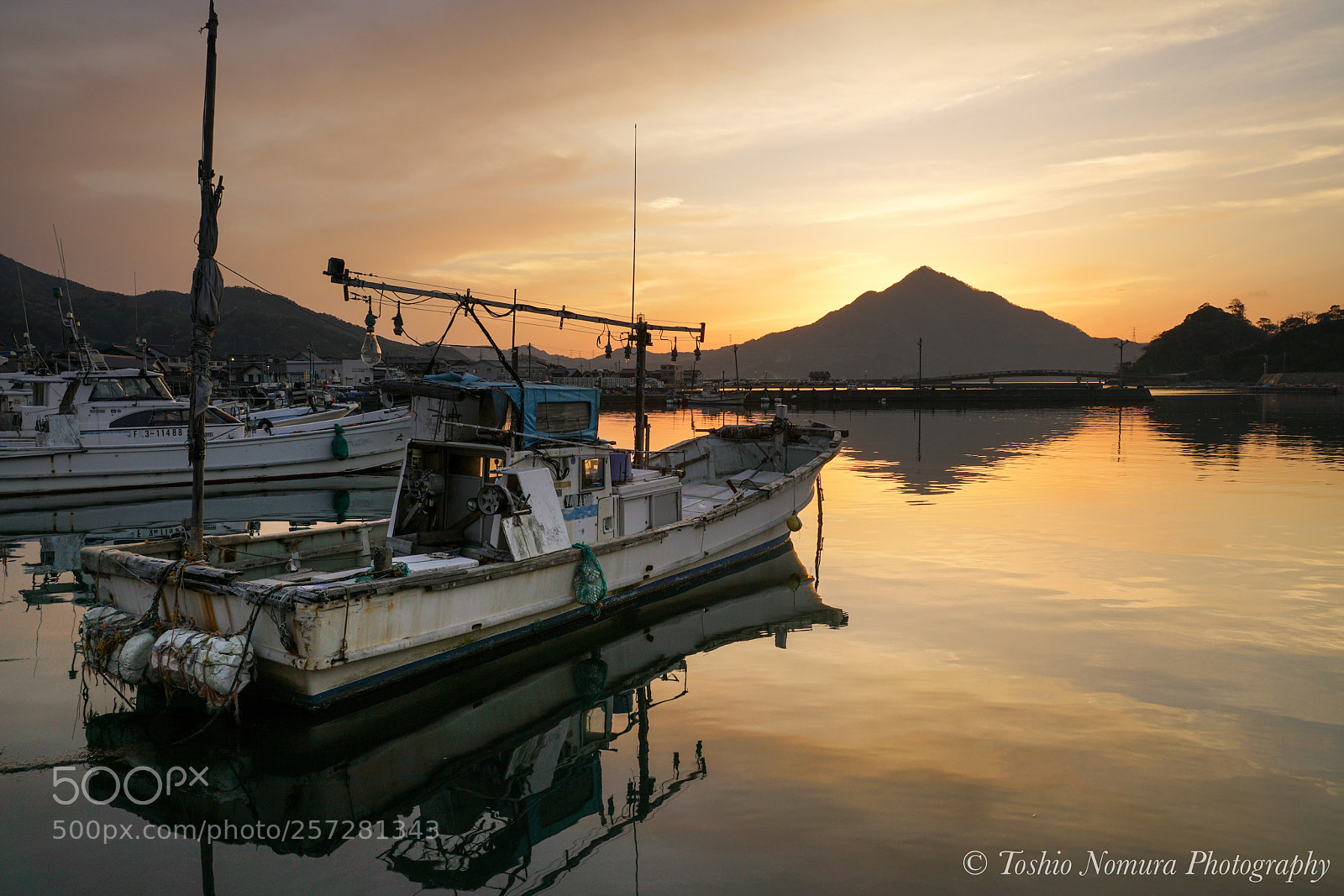 Sony a7R II sample photo. Sunset time photography